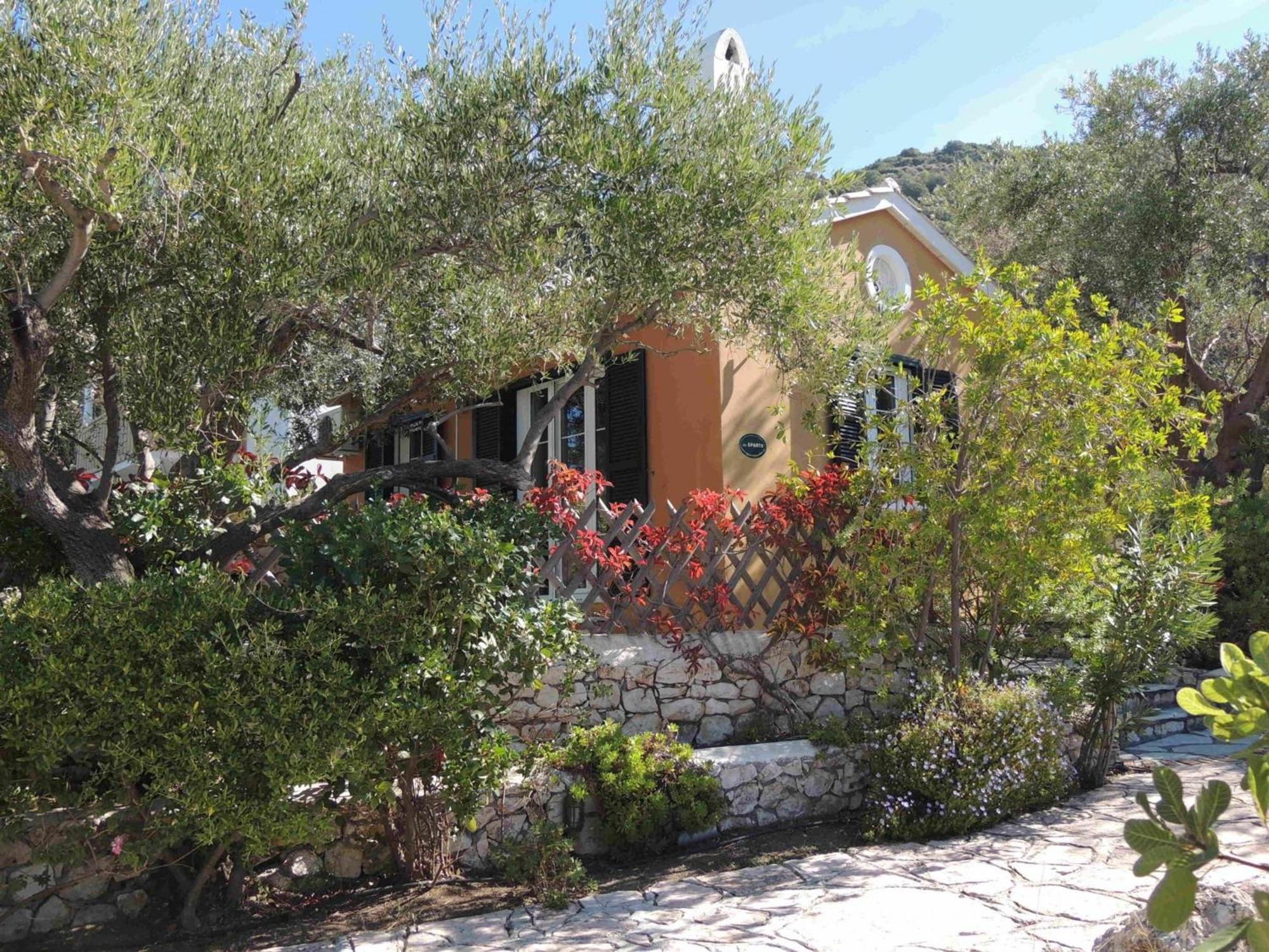 Agios Nikitas Villas Kültér fotó